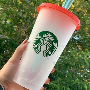 Starbucks color changing swirl cold cup